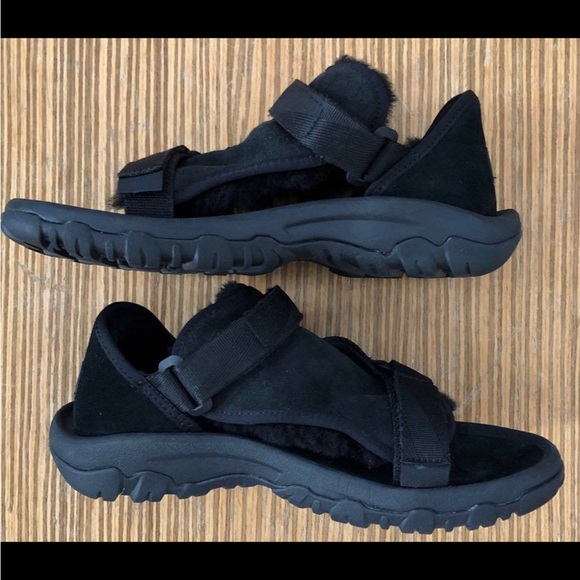 RARE! UGG/Teva Black Collaboration Hybrid Shoe Sandals Size 7 - Picture 9 of 12